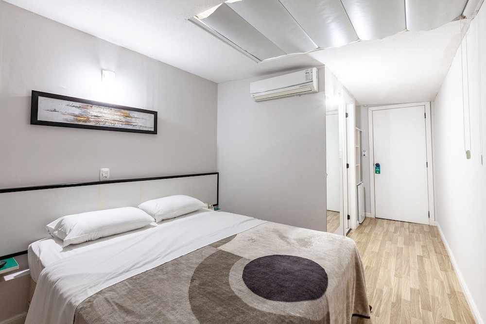 Tri Hotel Smart Caxias 24/60