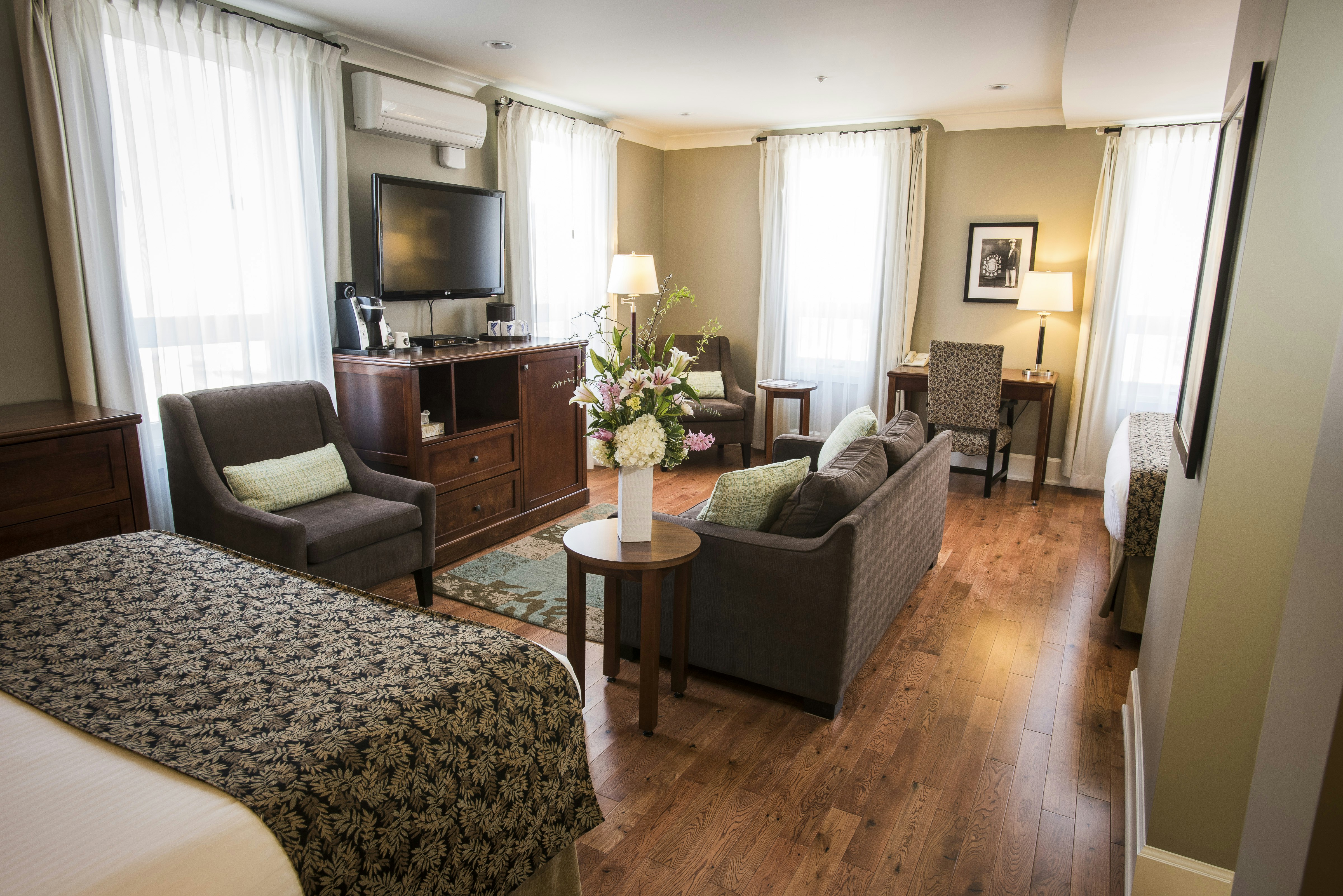 Hume Hotel & Spa 5/12