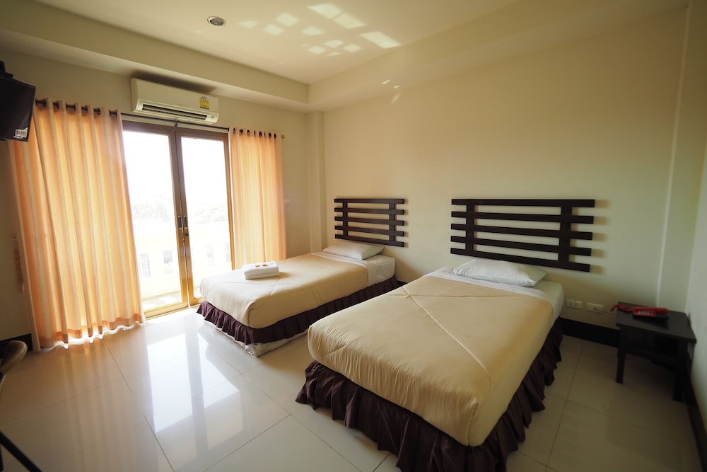 Amorn Sukhothai Hotel 15/32