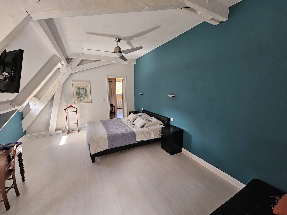 Chambres D'hôtes La Demeure Aux Pins 8/42
