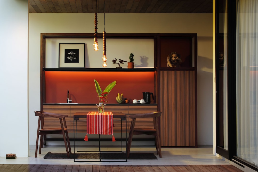 Abia Villa Legian 5/48