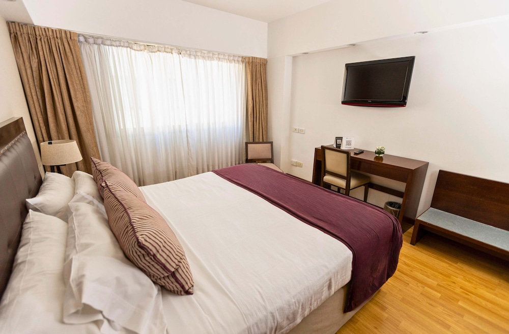 STANDARD, DOUBLE OR TWIN BED