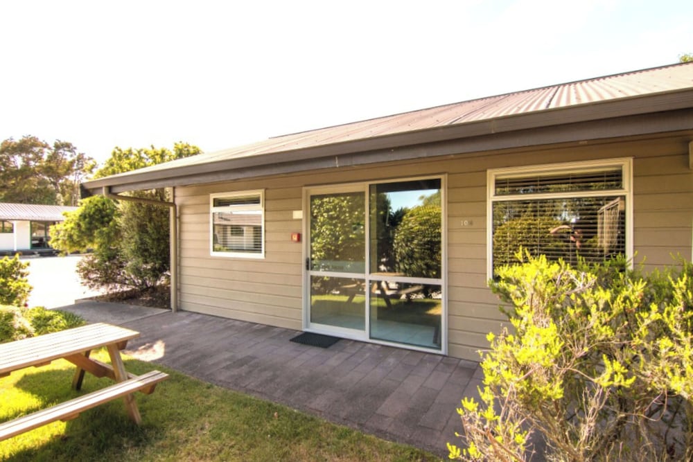 Lake Taupo TOP 10 Holiday Resort 7/78