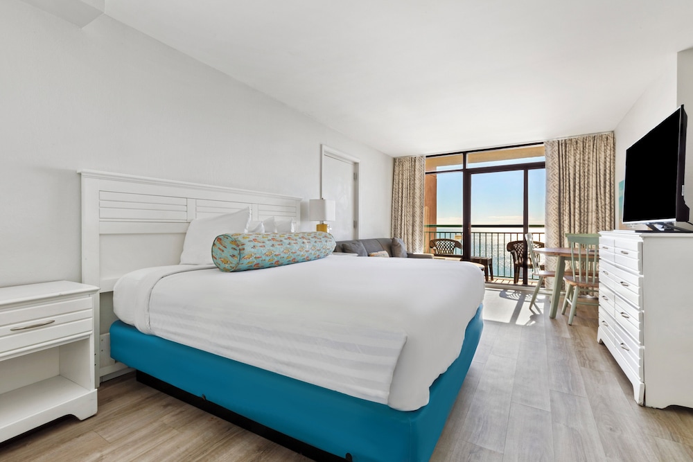 Studio, King Bed, Ocean Front, Kitchenette