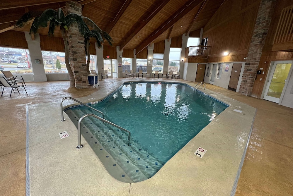Days Inn by Wyndham Batavia Ohio 13/22
