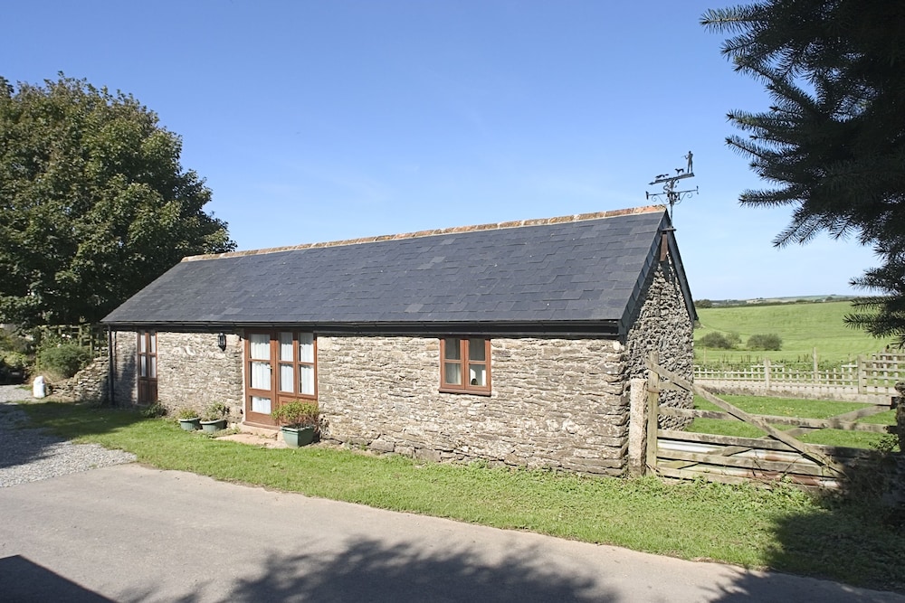Polean Farm Cottages 47/50