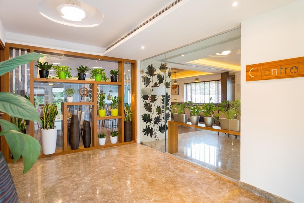 SUGAR BUSINESS HOTEL 14/45