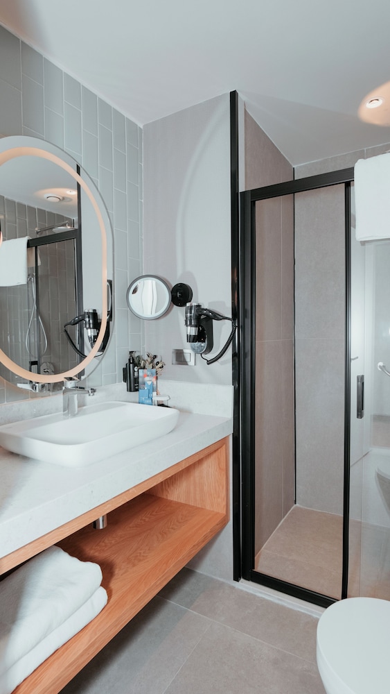 Tryp by Wyndham Istanbul Beyoglu 60/62