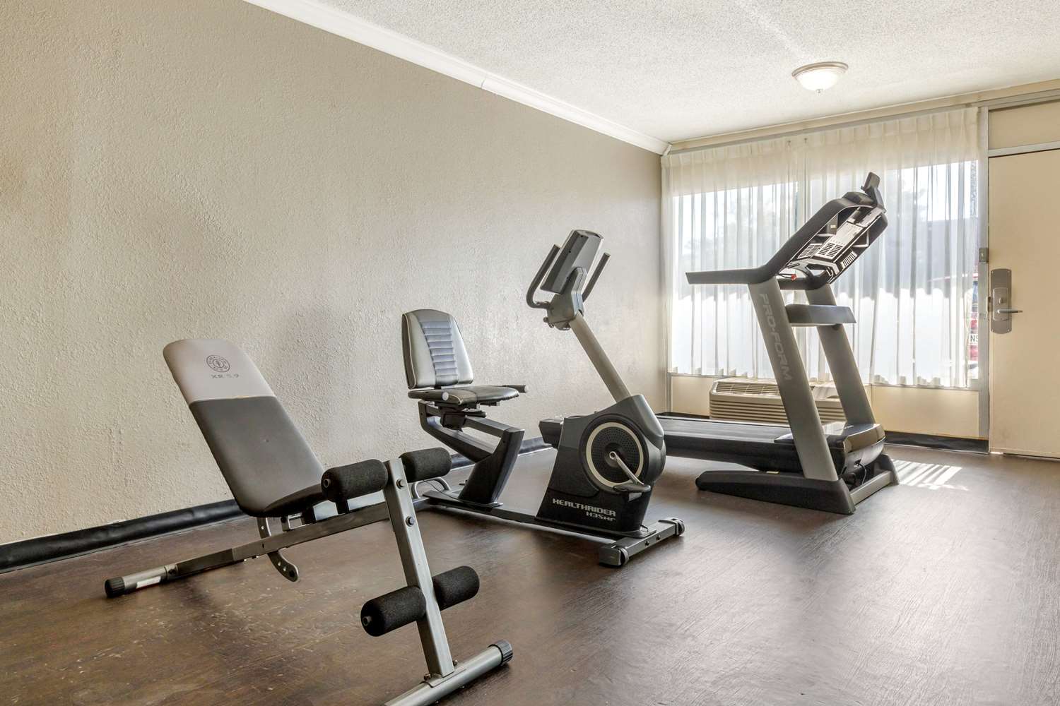 Motel6 Charlotte, NC – Airport South 7/15