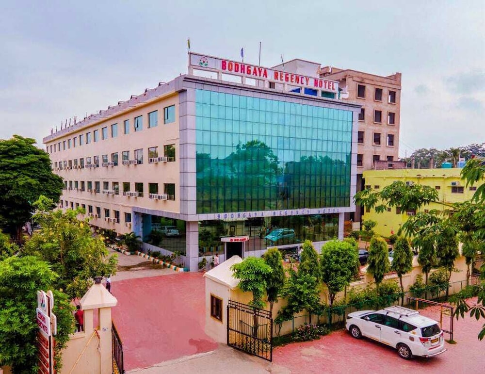 BODHGAYA REGENCY HOTEL 2/50