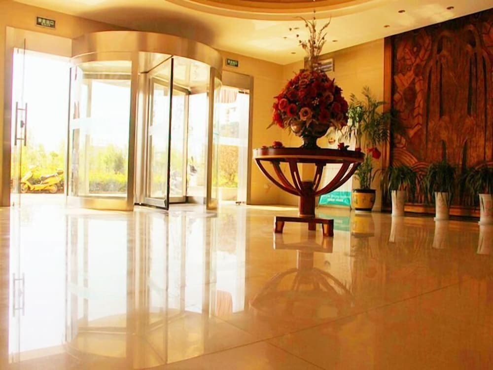 GreenTree Inn Nantong Rugao Bus Station Business Hotel 48/54