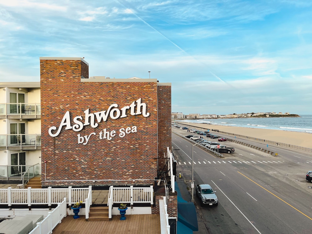 Ashworth By The Sea 4/67