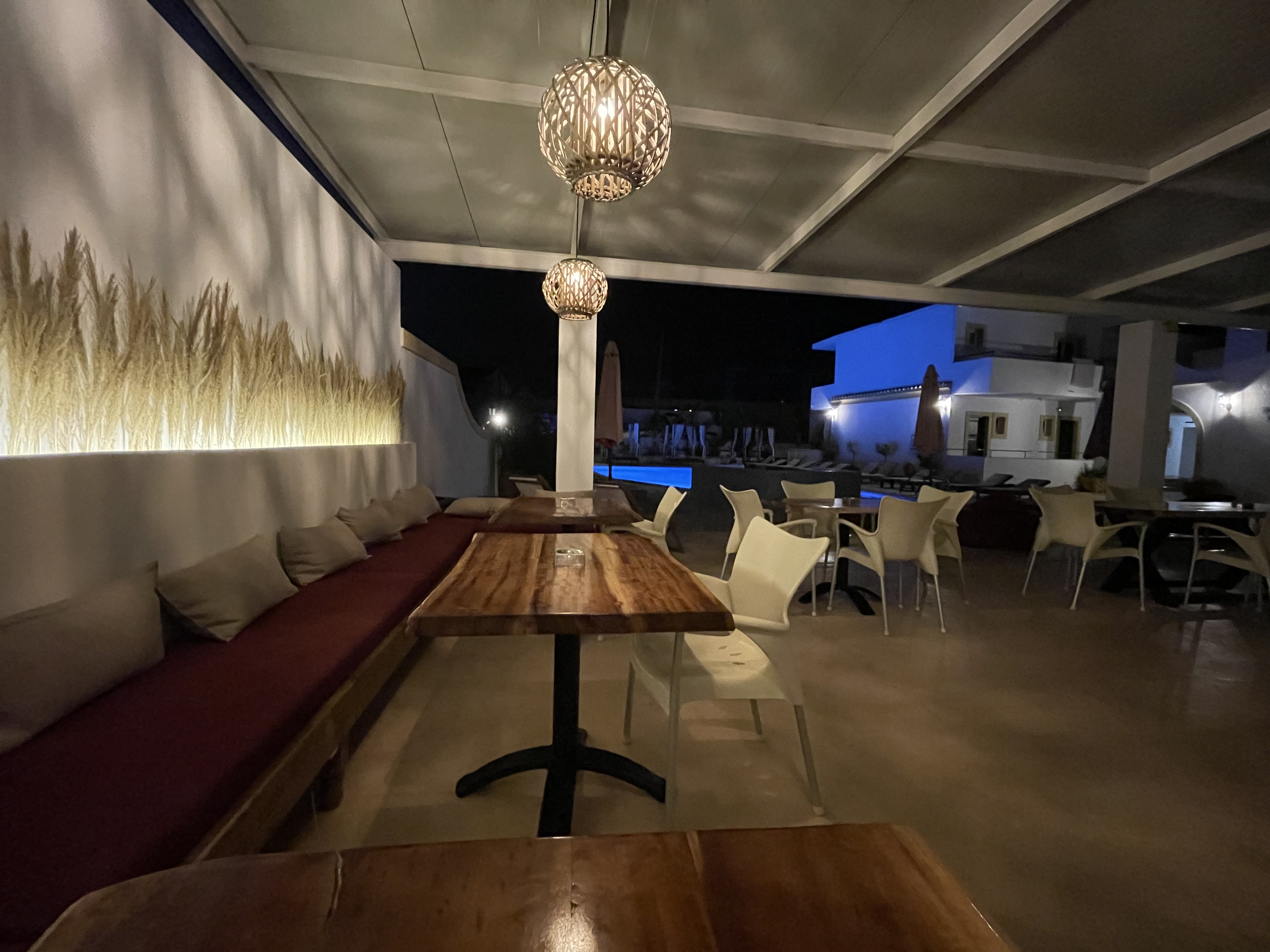 Oasis Beach Club 15/42
