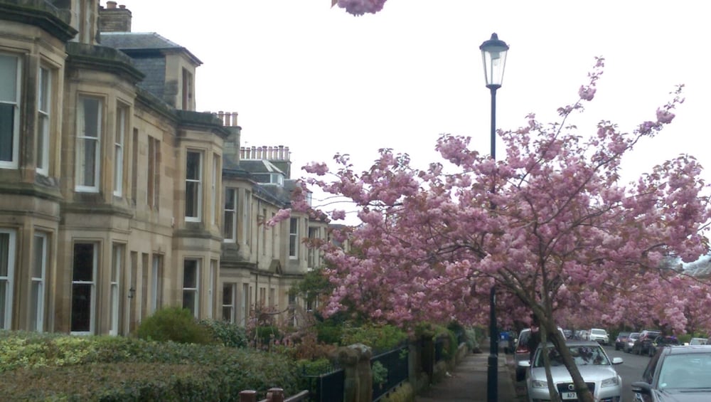 Lochinver Guest House 53/57
