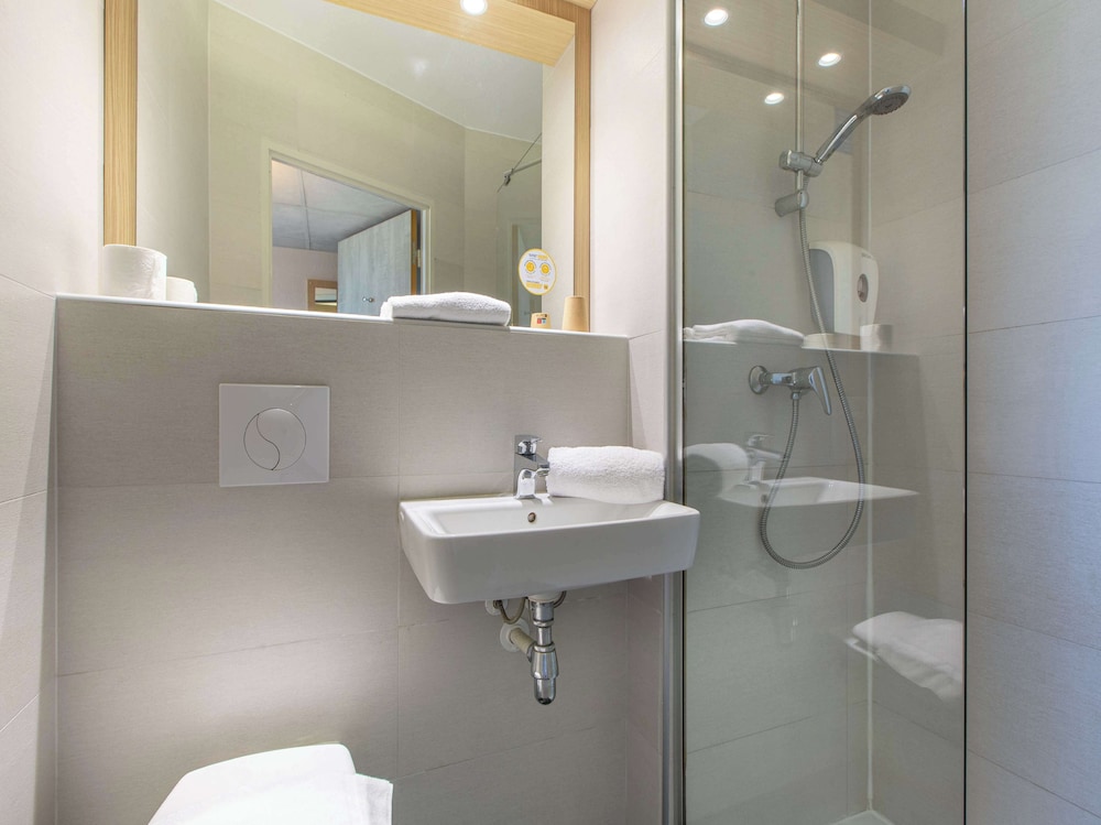 Hotel Premiere Classe Chartres Barjouville 49/50