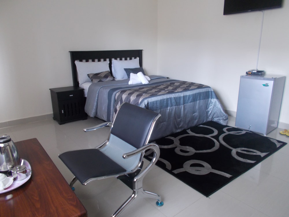 Shema Guest Lodge 17/26