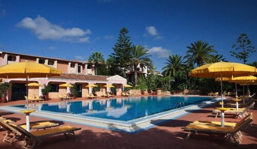 CALA GINEPRO RESORT AND SPA 44/50