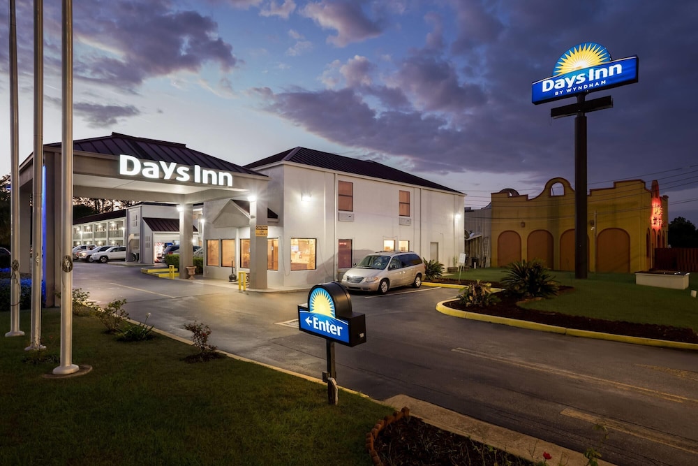 Days Inn By Wyndham Bainbridge 32/39
