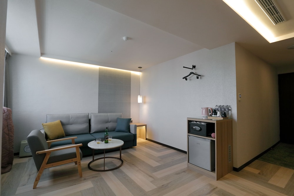 Silken Hotel 54/63