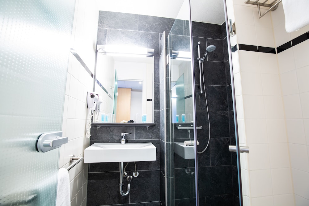 Bastion Hotel Roosendaal 13/36