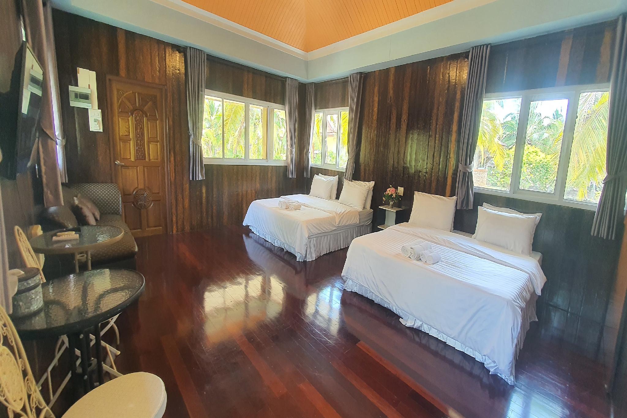 Resort, Deluxe, Double Bed