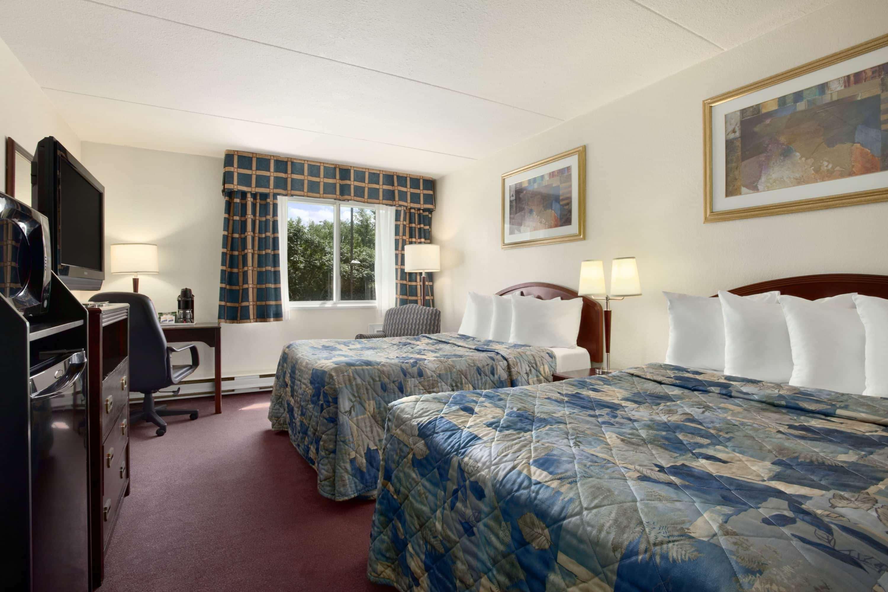 ROOM, 2 DOUBLE BEDS, HIGH FLOOR
