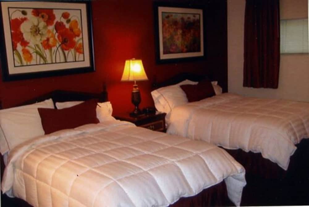 Whitman Motor Lodge 30/53