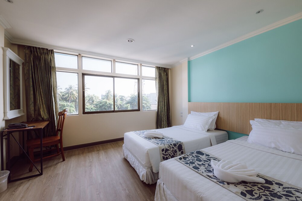Morakot Hotel Chumphon 28/66