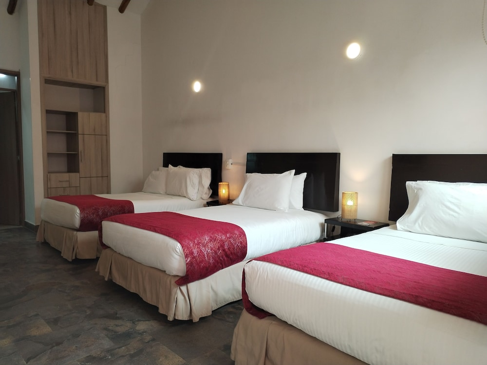 Hotel Capitan Ricaurte 26/66