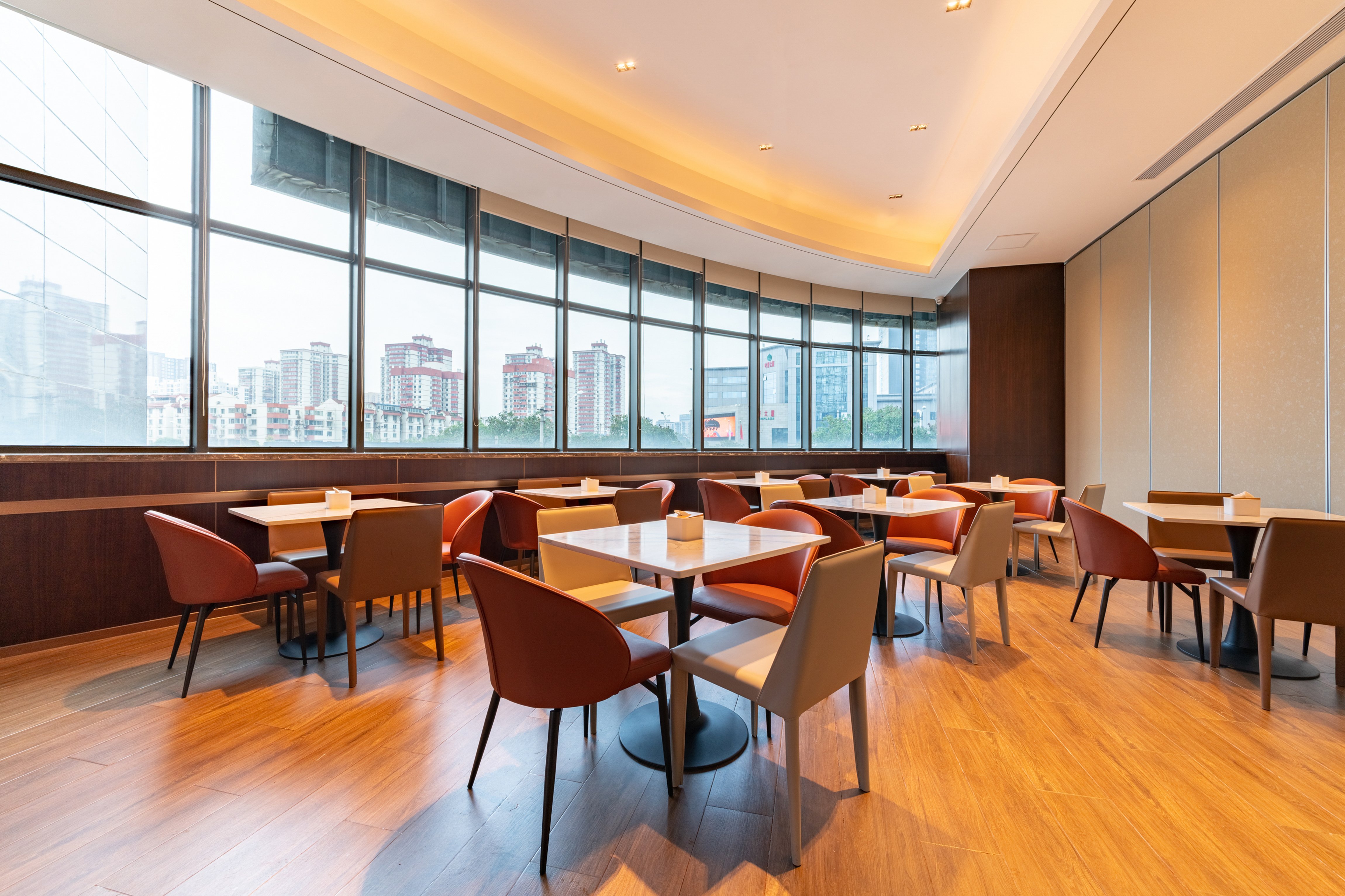 Holiday Inn Express Beijing Huacai 30/50