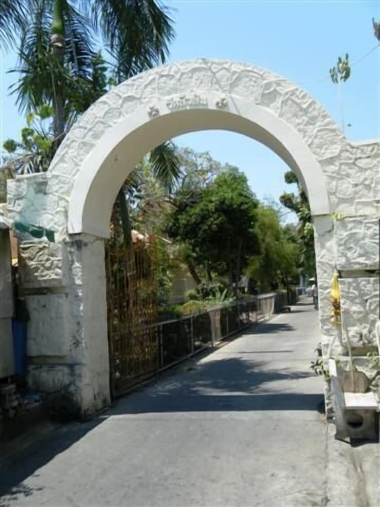 Sukwilai Hotel 15/24