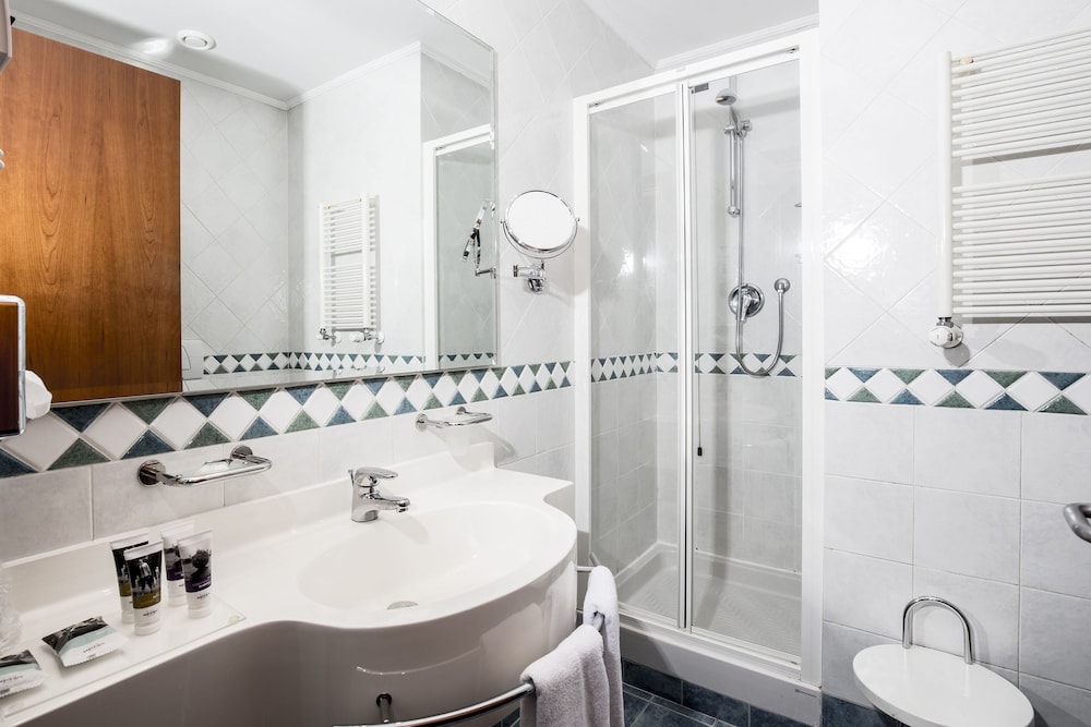 Mercure Genova San Biagio 71/72