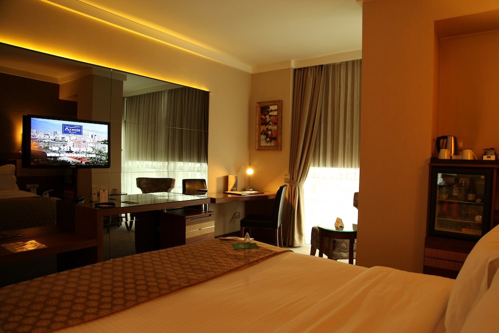 Armis Hotel 18/50