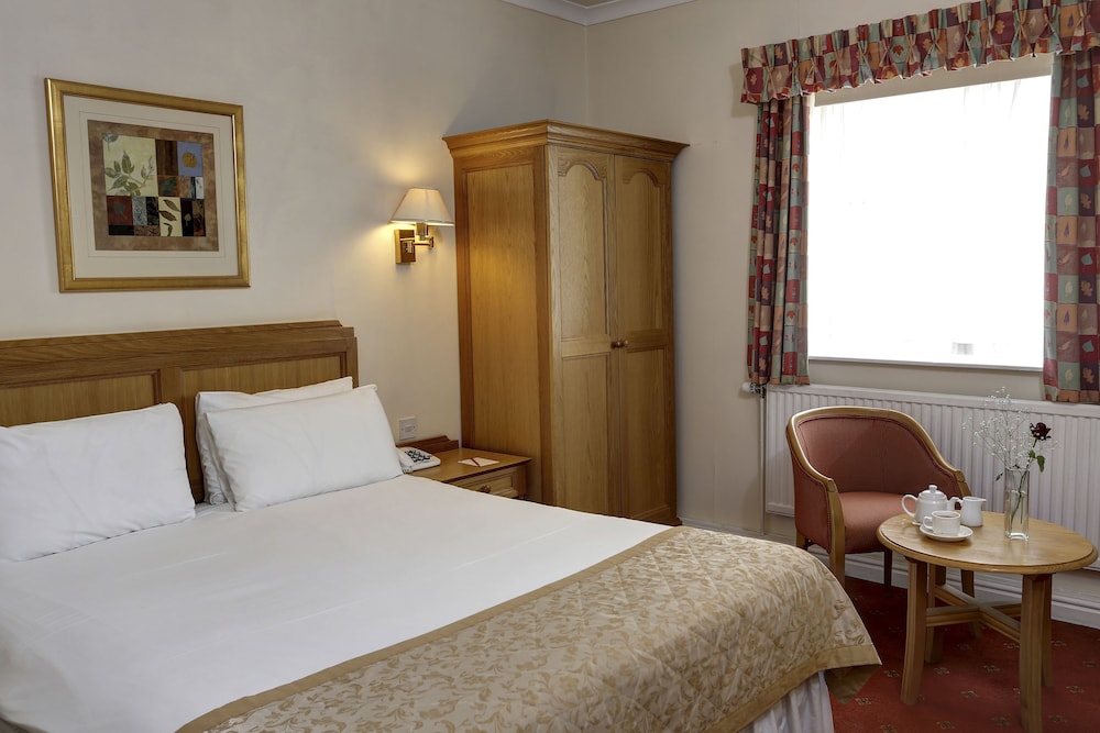 Reigate Manor 16/45