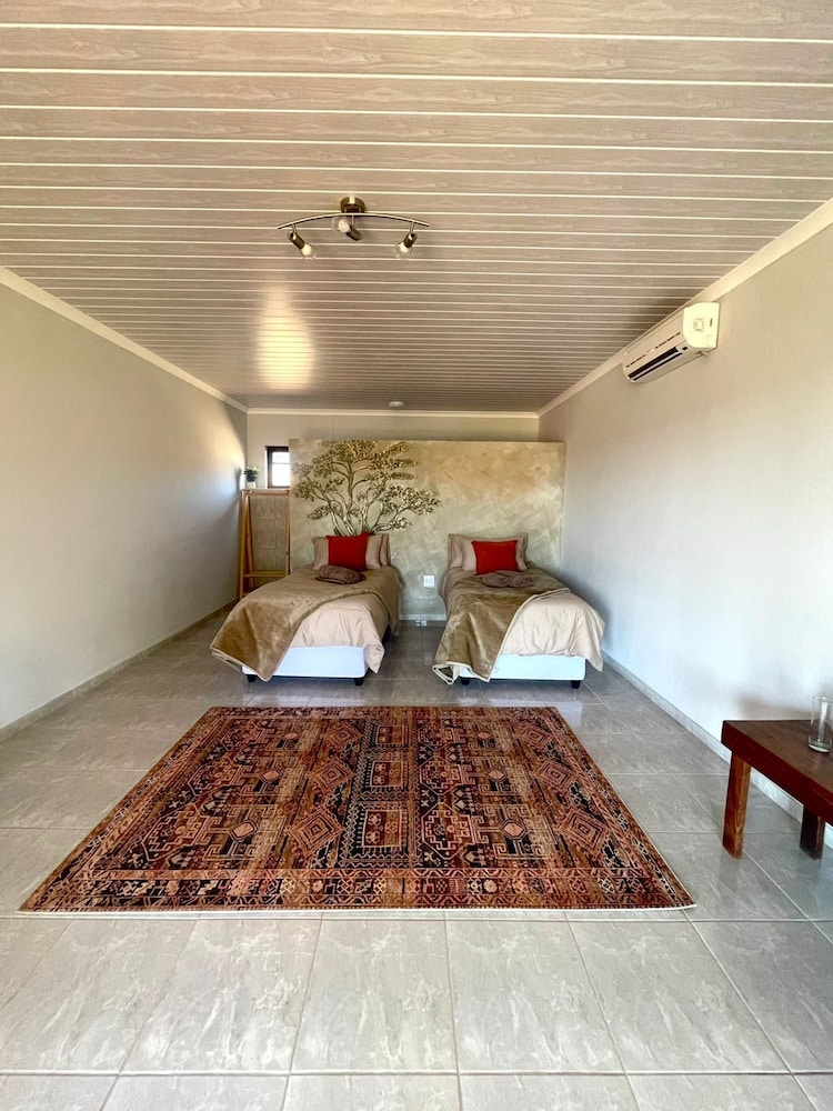 Eden Self Catering Chalets 22/50