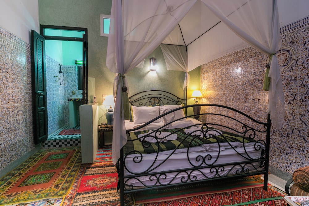 Riad Losra 33/67