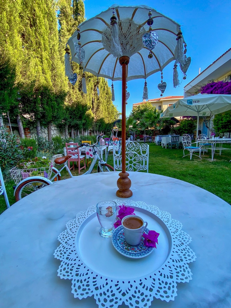 Alasonya Otel Alacati by Lamira 21/31