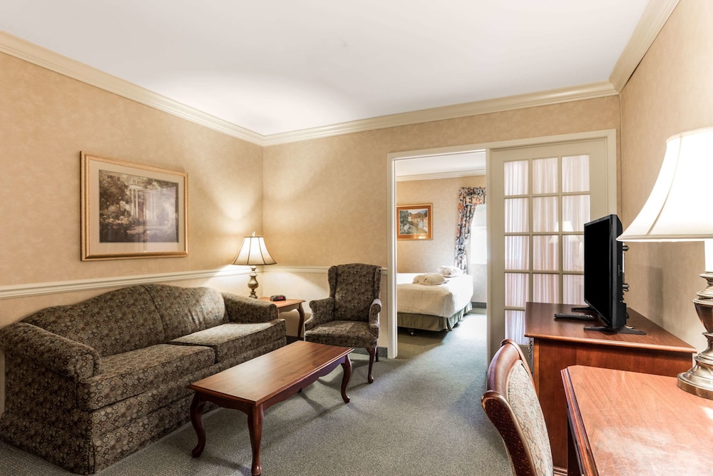 Traditions Hotel Spa Ascend Hotel Collection 24/35