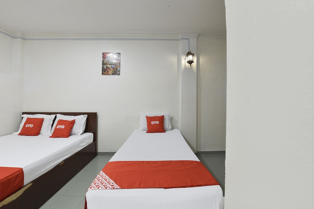 Hotel O Indah 23/50