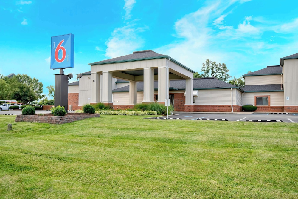 Motel6 Georgetown, KY - Lexington North 35/51