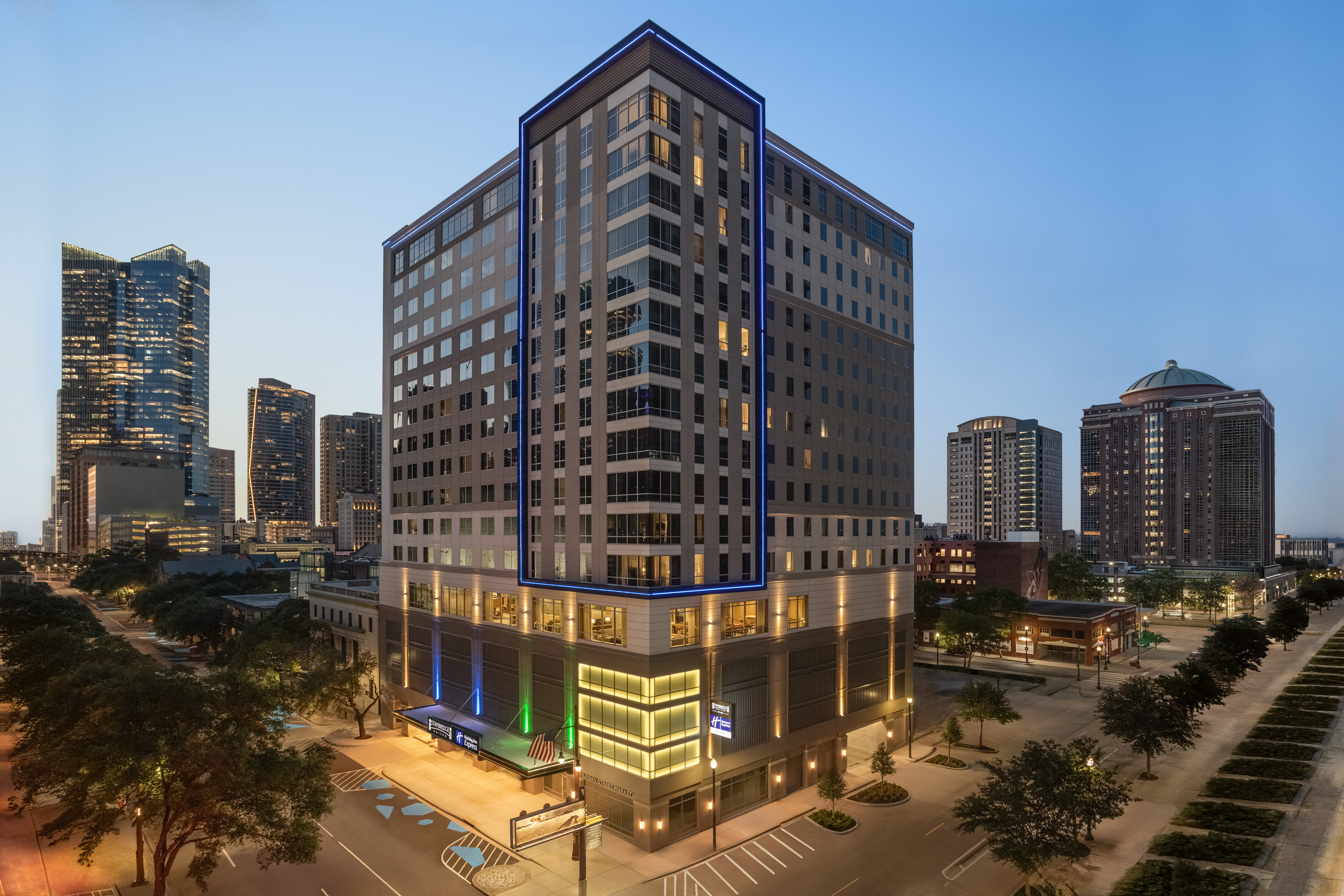 Staybridge Suites Houston Downtown by IHG 6/50