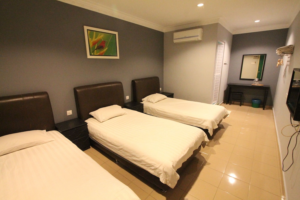 Room, Triple, Single, 3 Beds
