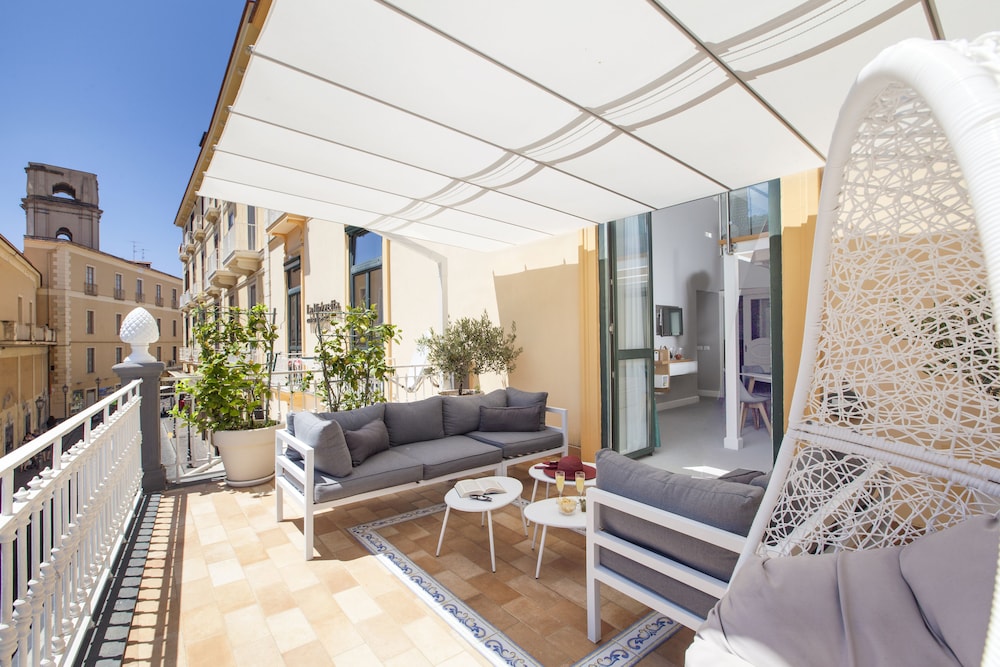 La Piazzetta Guest House 19/41