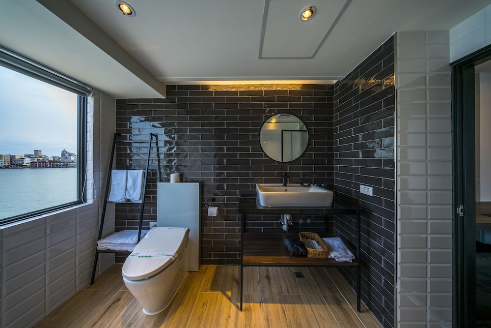 Watermark Hotel-The Harbour 37/46