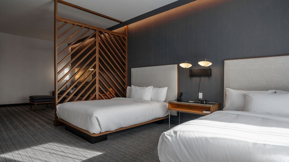 Courtyard by Marriott Madison 12/49