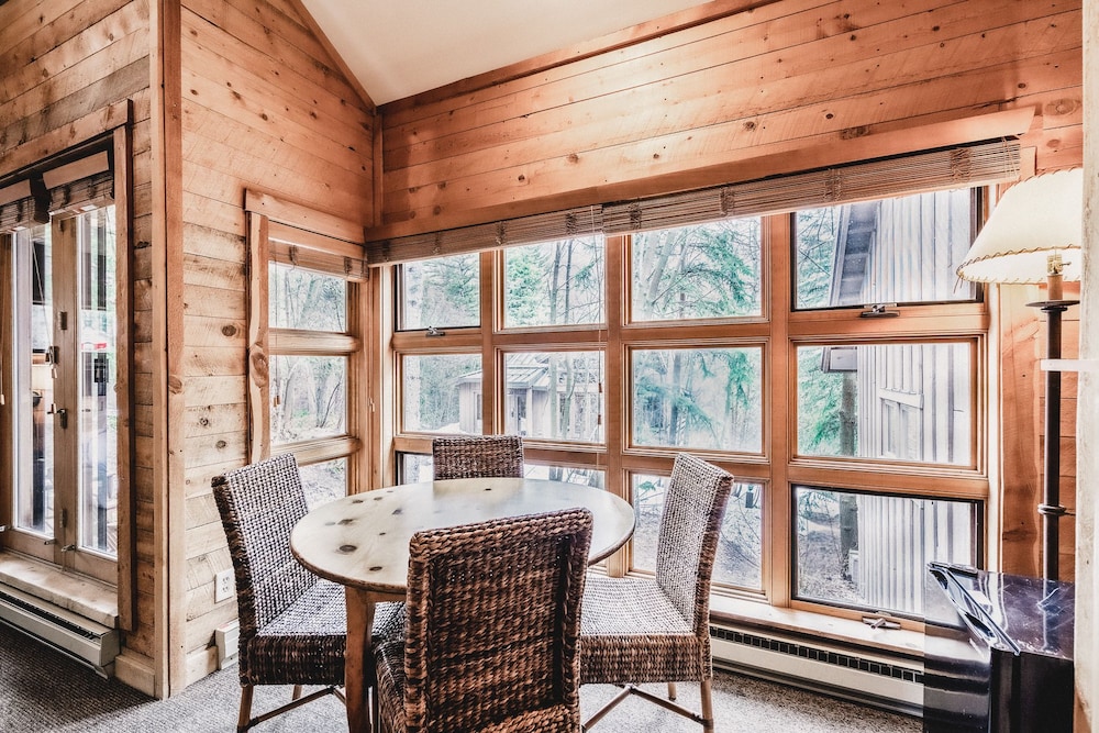 Sundance Mountain Resort 28/72