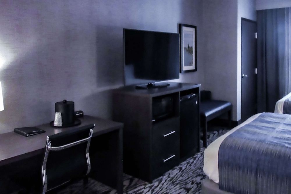 Comfort Suites Kennewick at Southridge 37/47