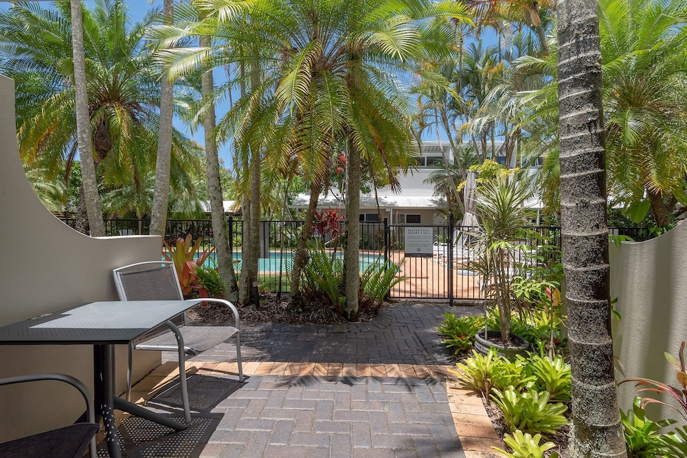 Caribbean Noosa Resort 58/68