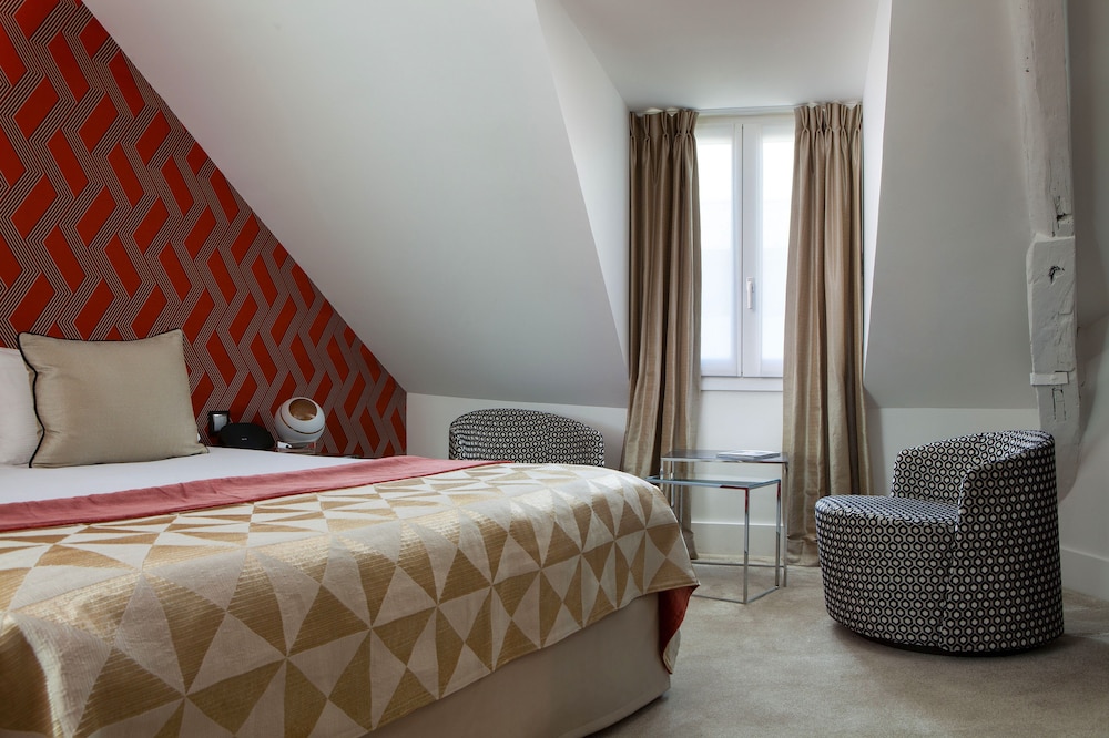 Hotel De Seze 23/50