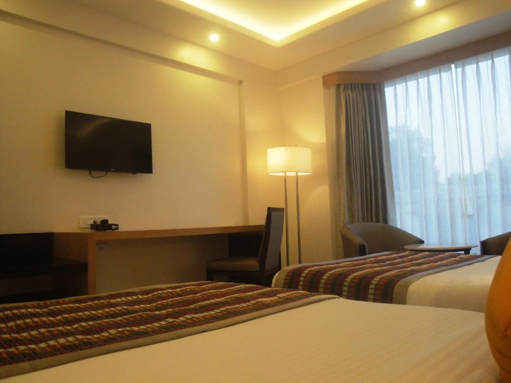 The Fern Residency MIDC, Pune 14/34